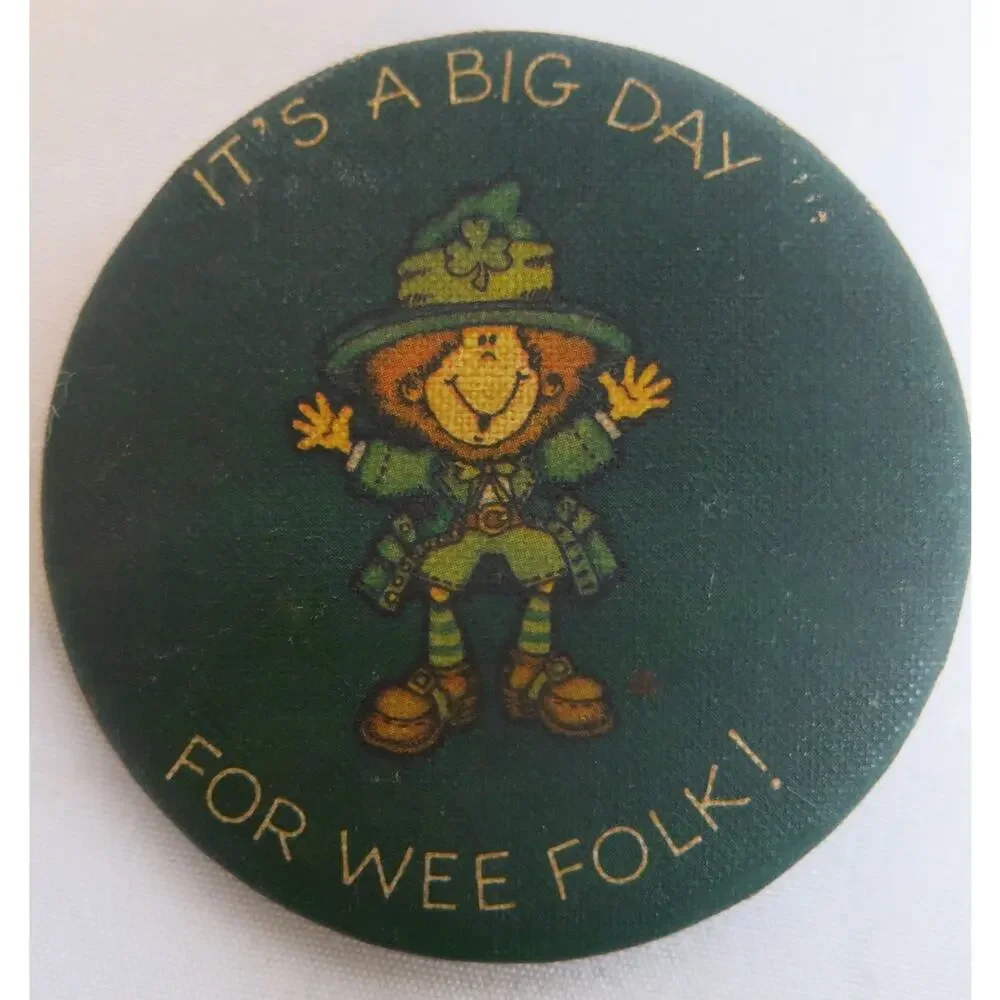Vintage Hallmark Irish Leprechaun Pin St Patricks Day 